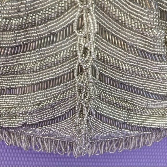 INGE CHRISTOPHER Beaded & Rhinestone Silver Metallic Convertible Clutch   8”x 7” - Picture 5 of 15